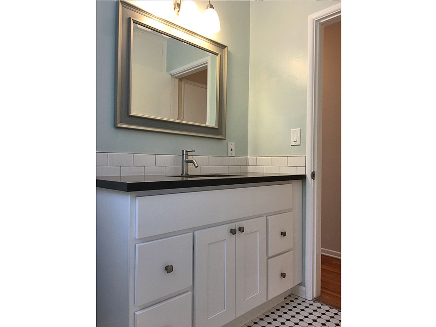 1224 Ocean Park Blvd - Santa Monica - California - 1 bed, 1 bath rental property