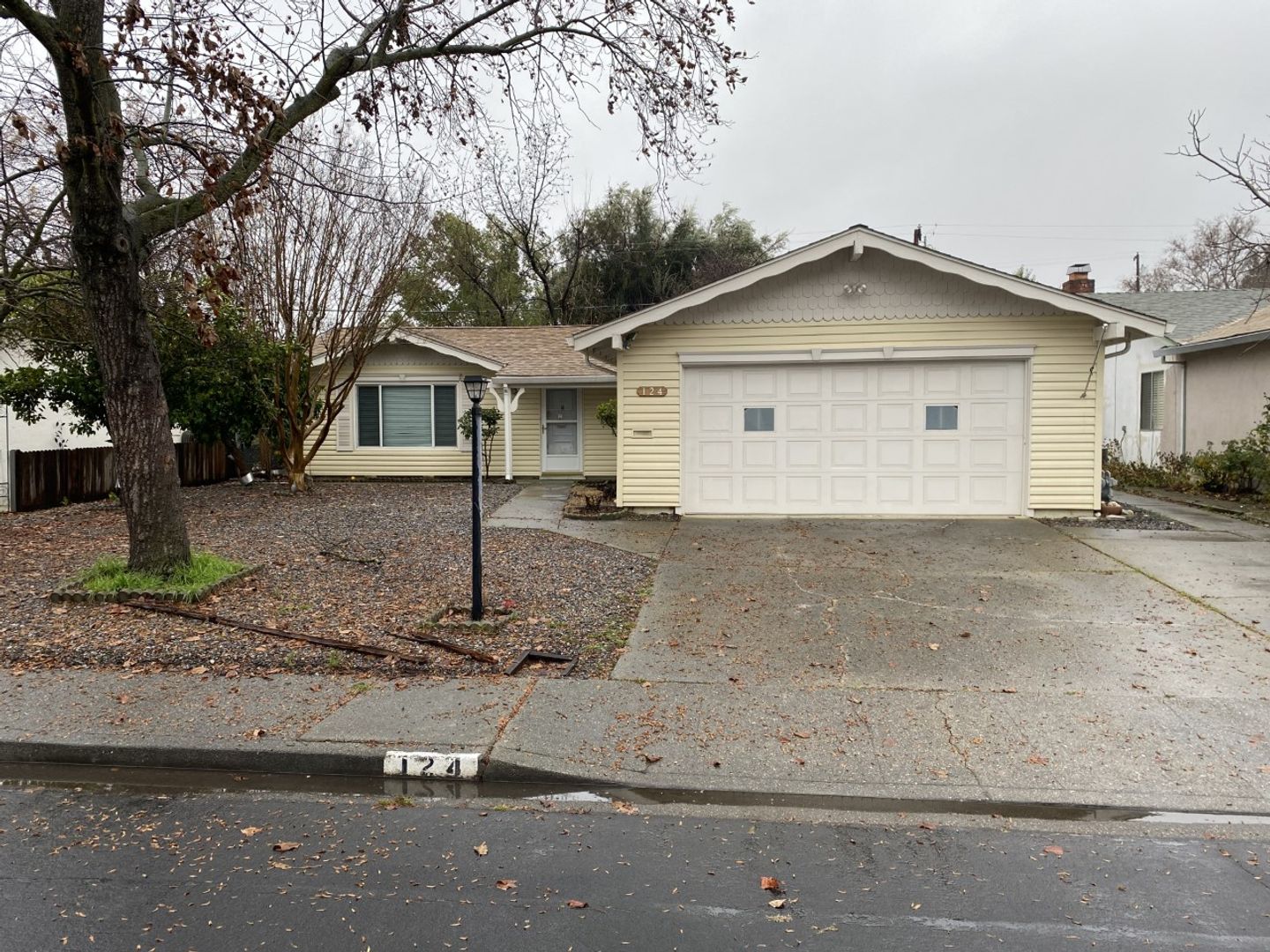 124 Rainier Circle - Vacaville - California - 2 bed, 2 bath rental property