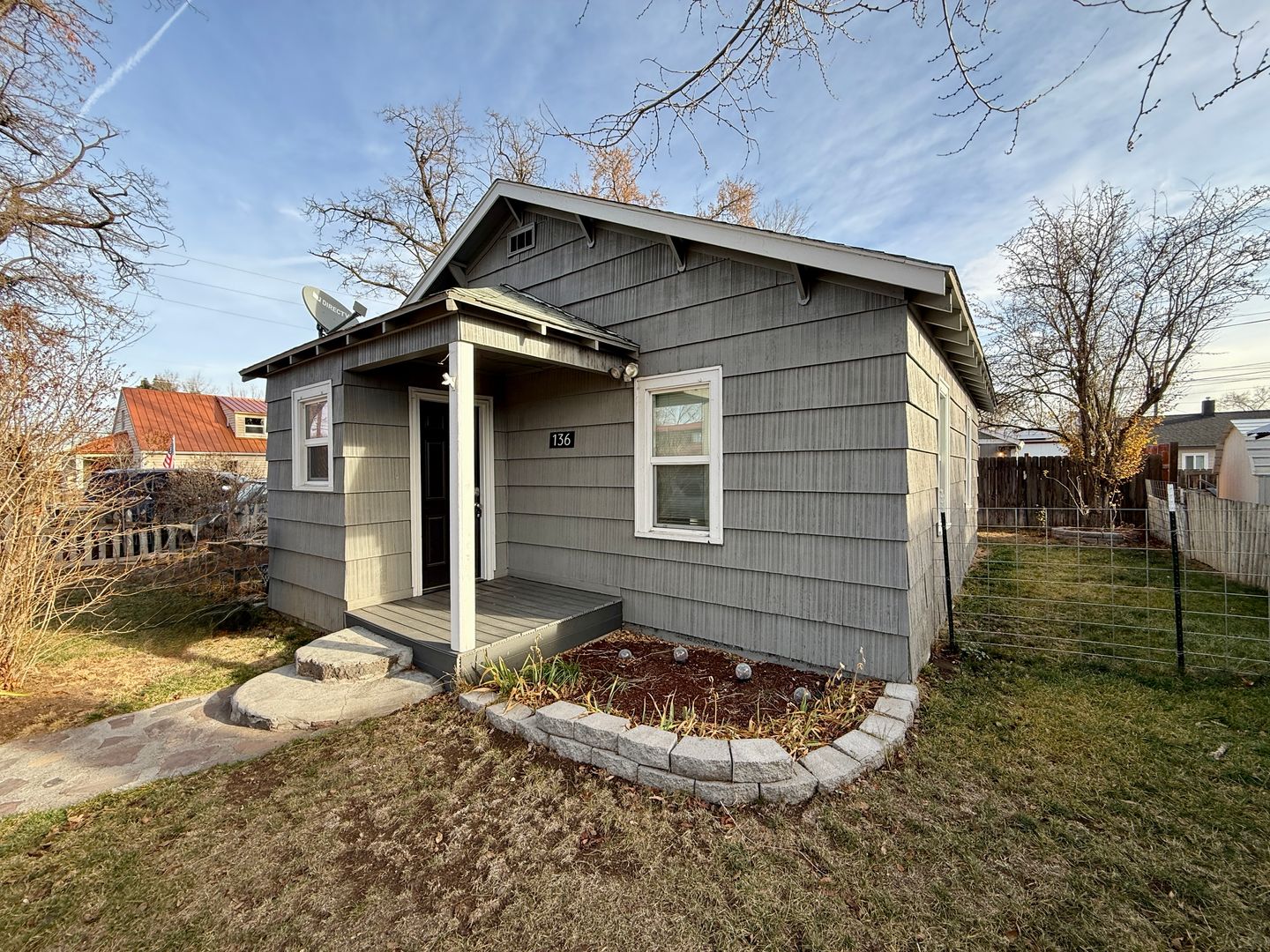 136 SW 3rd St - Redmond - Oregon - 2 bed, 1 bath rental property