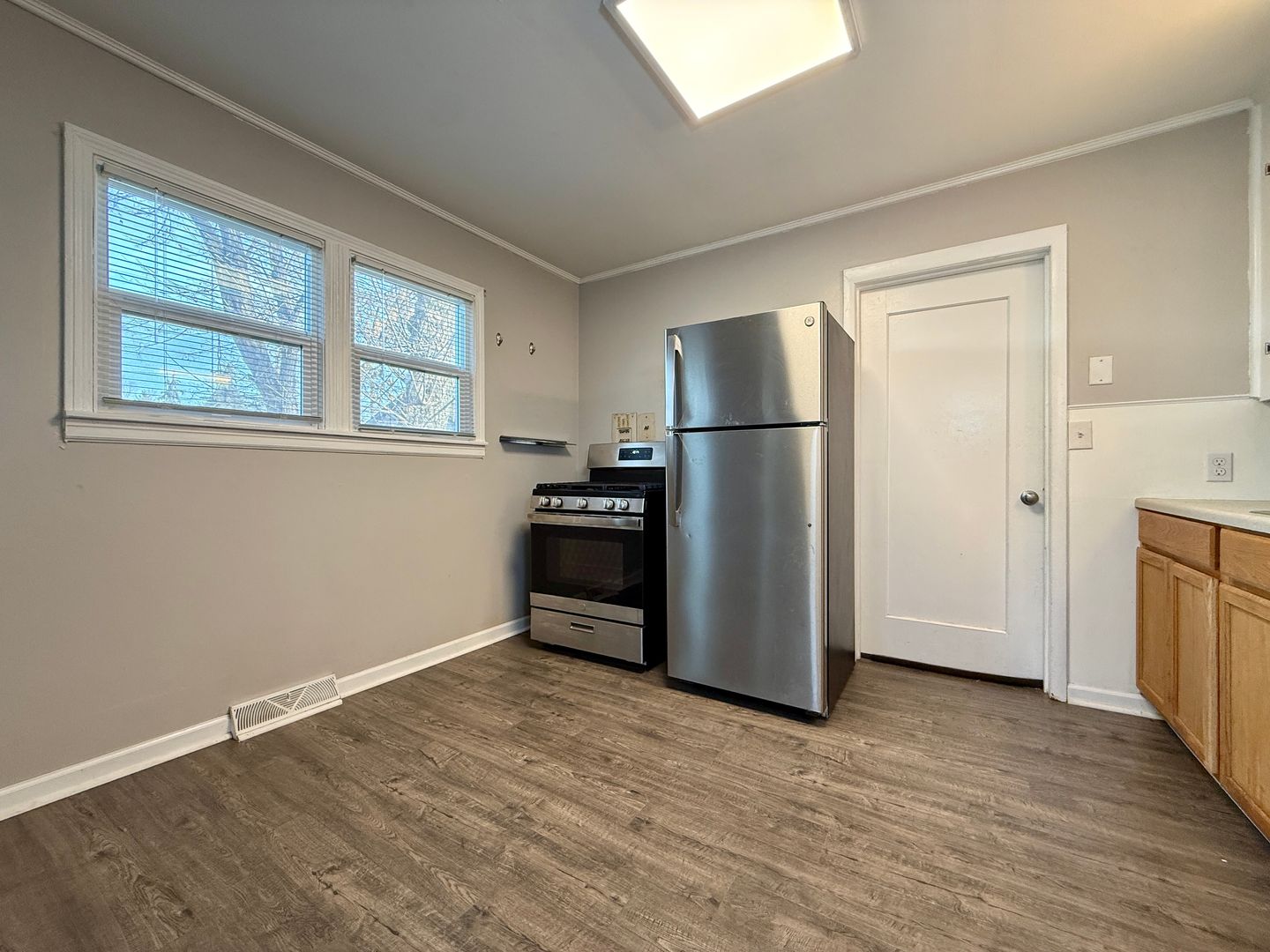 136 SW 3rd St - Redmond - Oregon - 2 bed, 1 bath rental property