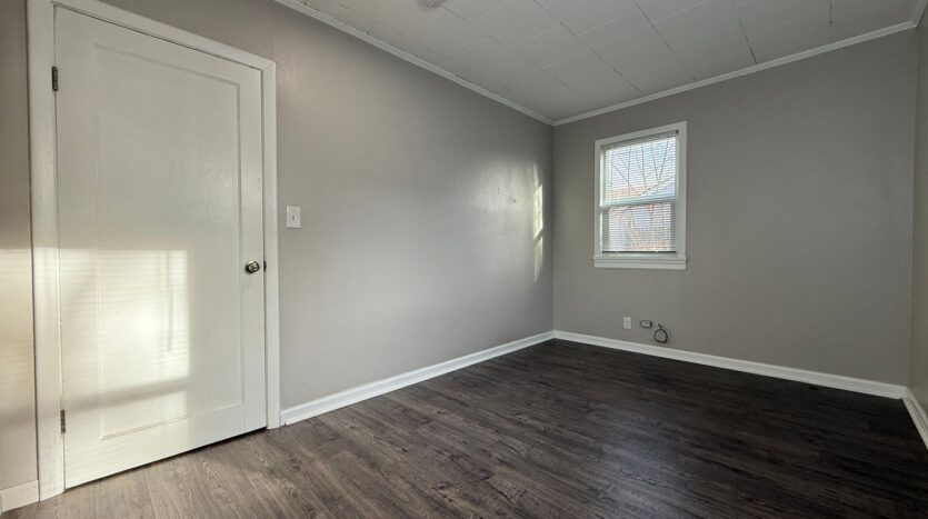 136 SW 3rd St - Redmond - Oregon - 2 bed, 1 bath rental property