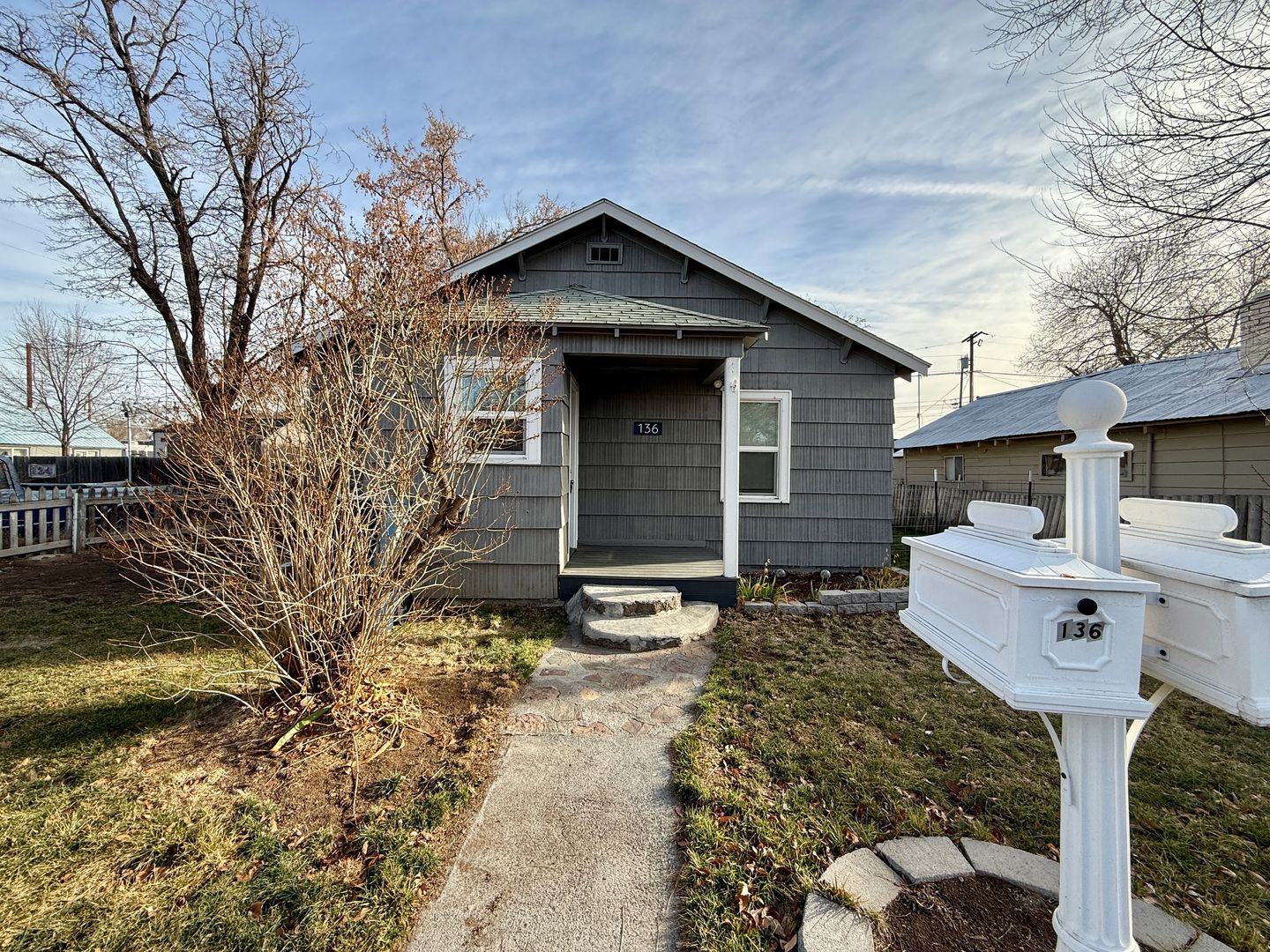 136 SW 3rd St - Redmond - Oregon - 2 bed, 1 bath rental property