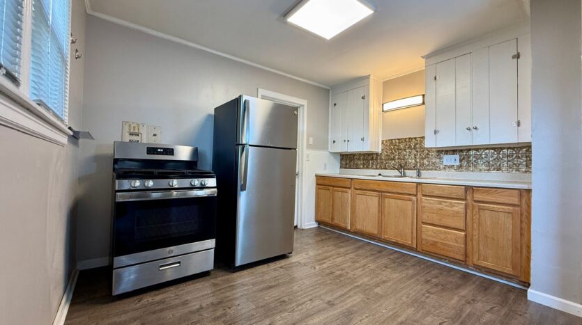 136 SW 3rd St - Redmond - Oregon - 2 bed, 1 bath rental property