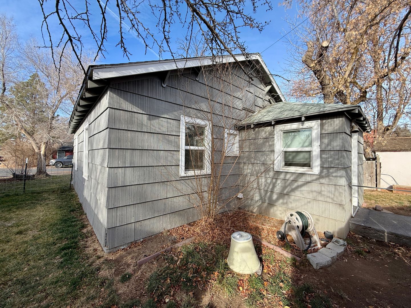 136 SW 3rd St - Redmond - Oregon - 2 bed, 1 bath rental property