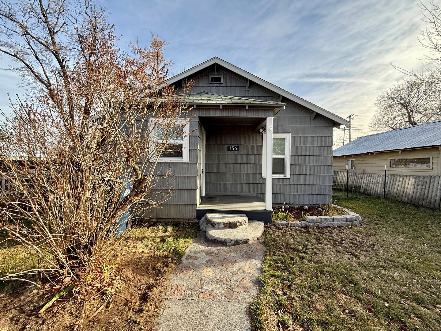 136 SW 3rd St - Redmond - Oregon - 2 bed, 1 bath rental property