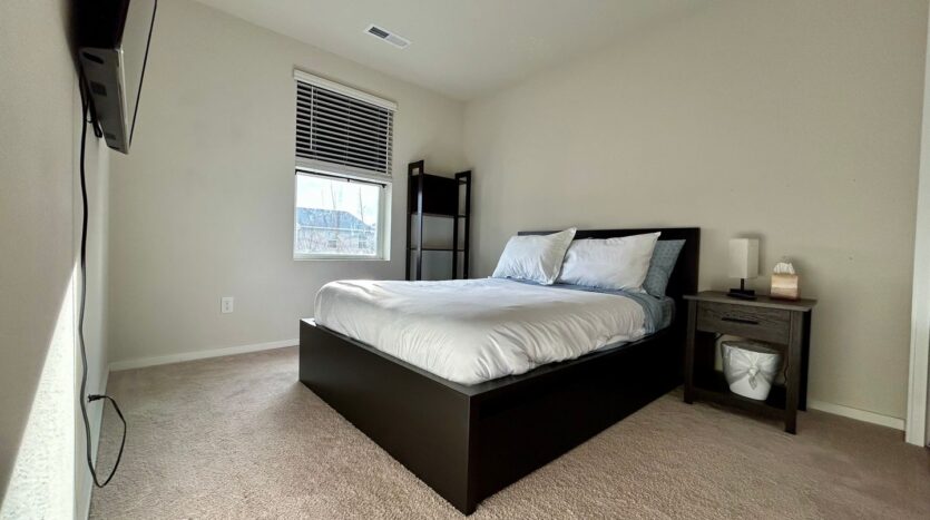 13764 NE 67th Way - Vancouver - Washington - 3 bed, 2.5 bath rental property