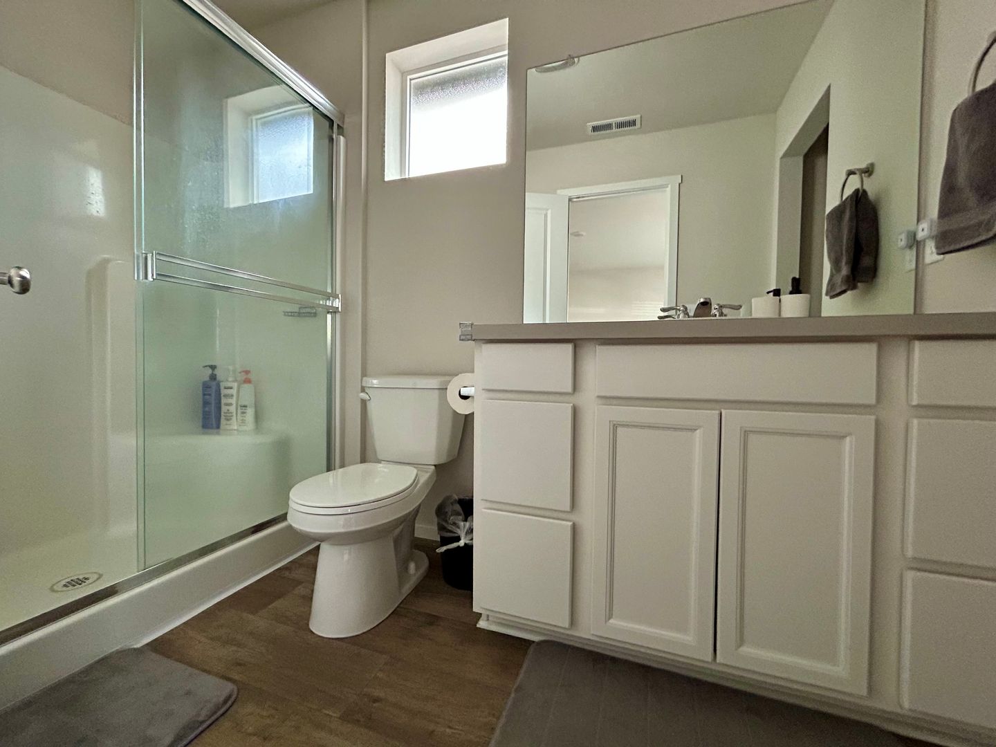 13764 NE 67th Way - Vancouver - Washington - 3 bed, 2.5 bath rental property