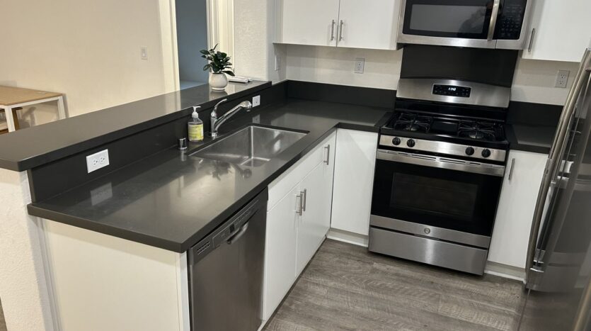 1408 Mauro Pietro Drive, Unit 7-202  - Petaluma - California - 1 bed, 1 bath rental property