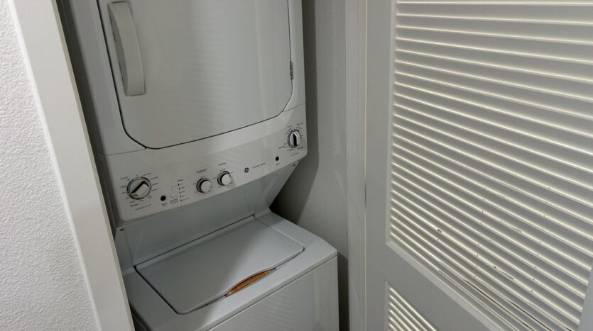 1408 Mauro Pietro Drive, Unit 7-202  - Petaluma - California - 1 bed, 1 bath rental property