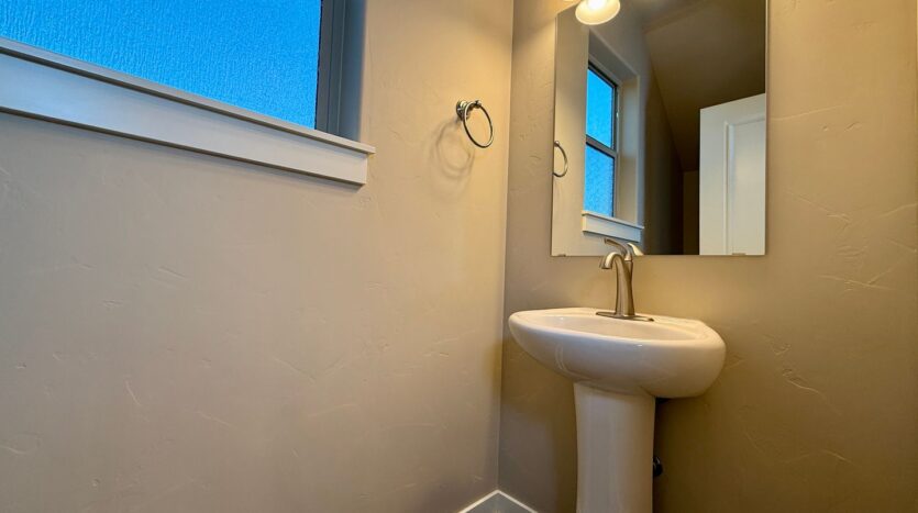 150 SW 30th St  - Redmond - Oregon - 3 bed, 3 bath rental property