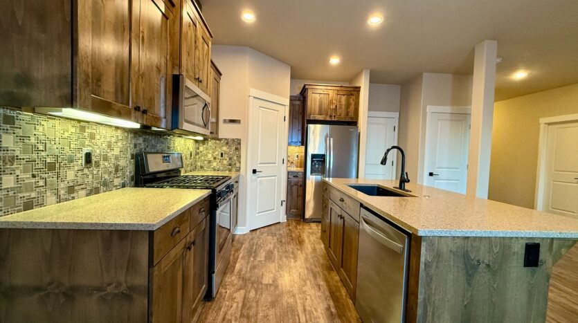 150 SW 30th St  - Redmond - Oregon - 3 bed, 3 bath rental property