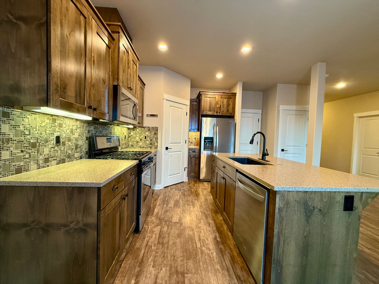 150 SW 30th St  - Redmond - Oregon - 3 bed, 3 bath rental property