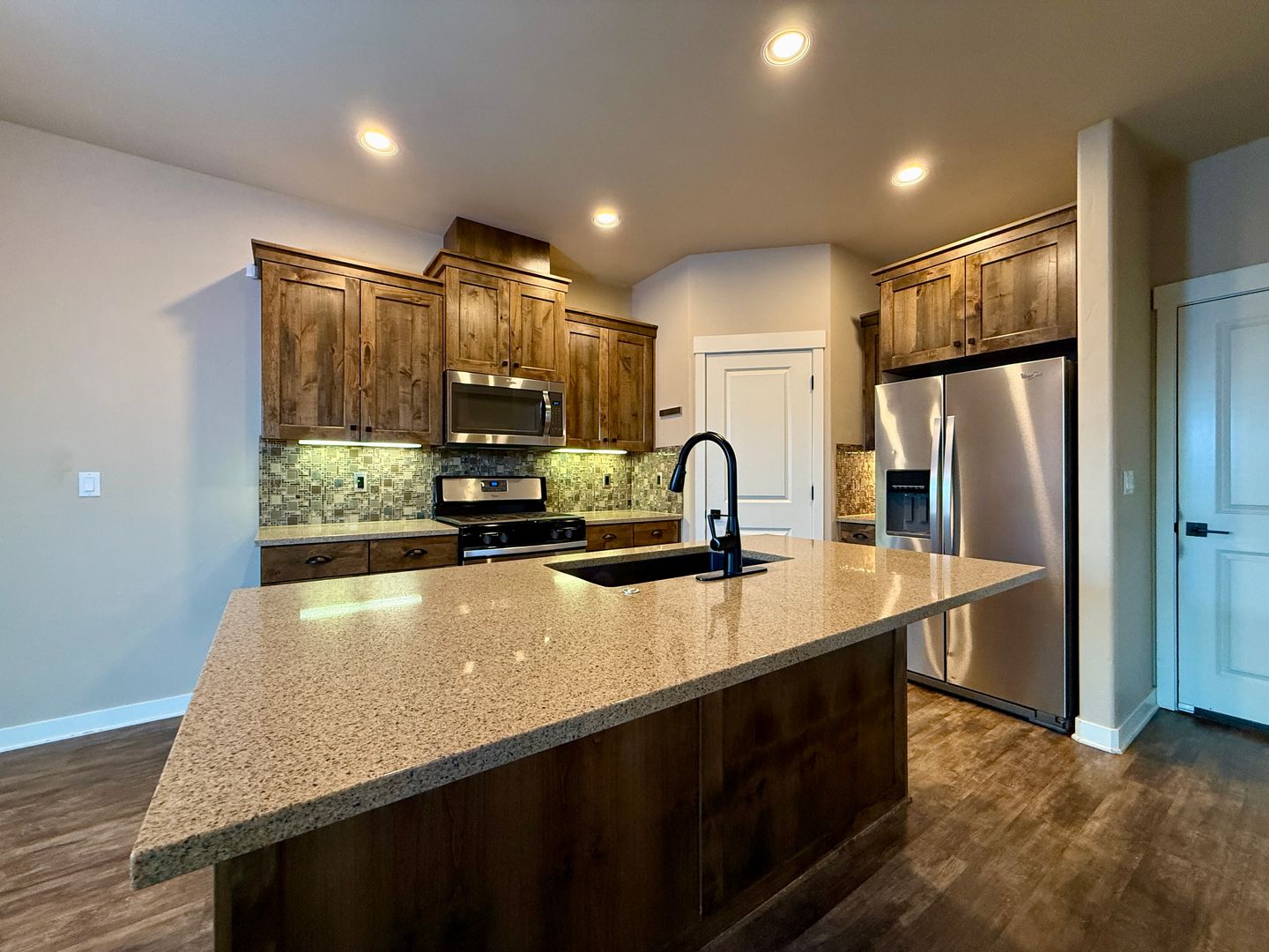 150 SW 30th St  - Redmond - Oregon - 3 bed, 3 bath rental property