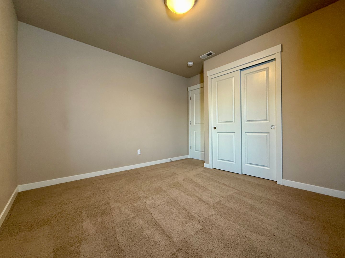 150 SW 30th St  - Redmond - Oregon - 3 bed, 3 bath rental property