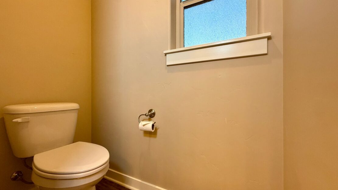 150 SW 30th St  - Redmond - Oregon - 3 bed, 3 bath rental property