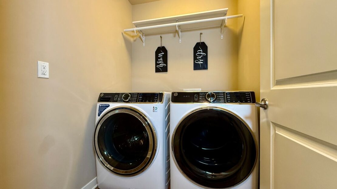 150 SW 30th St  - Redmond - Oregon - 3 bed, 3 bath rental property