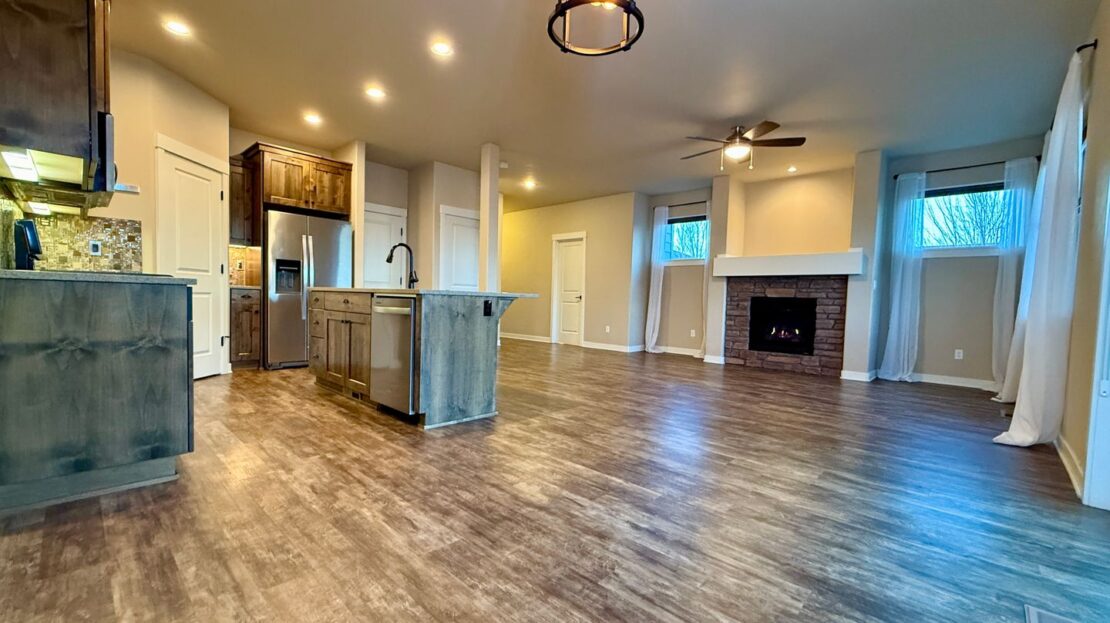 150 SW 30th St  - Redmond - Oregon - 3 bed, 3 bath rental property