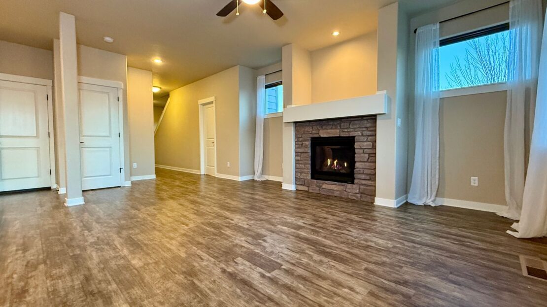 150 SW 30th St  - Redmond - Oregon - 3 bed, 3 bath rental property