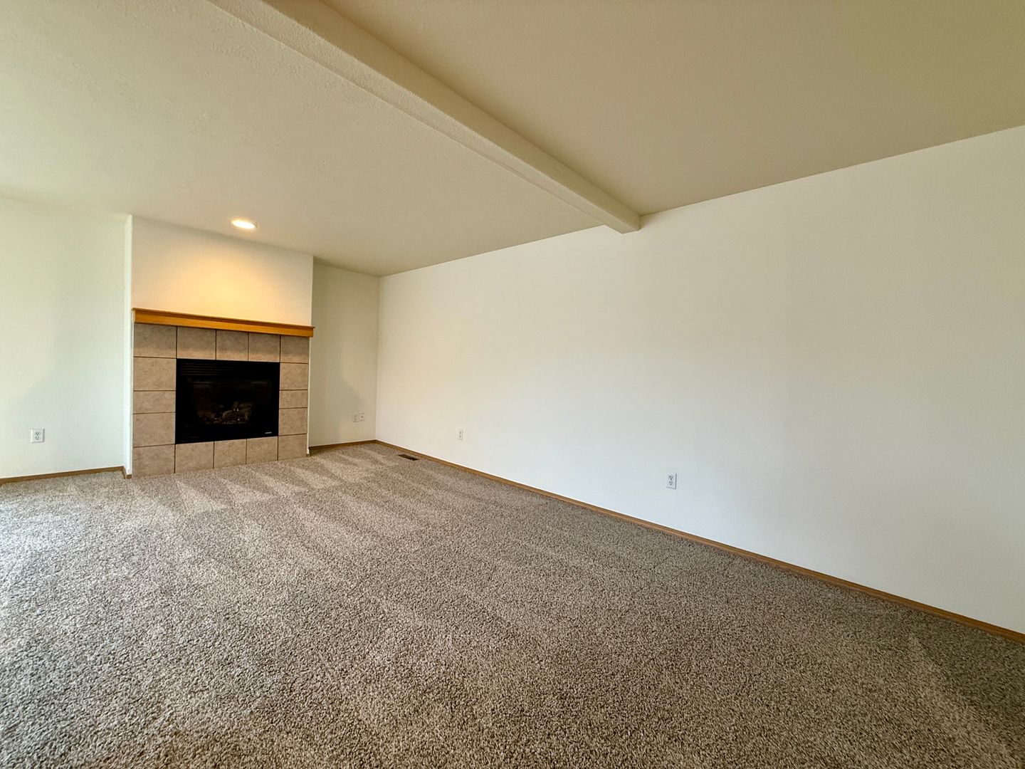 1551 NE 8th Street - Redmond - Oregon - 3 bed, 2.5 bath rental property