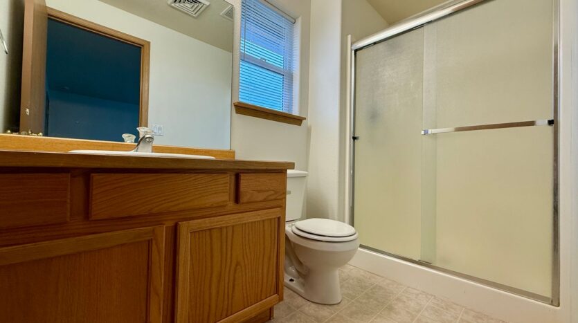 1551 NE 8th Street - Redmond - Oregon - 3 bed, 2.5 bath rental property