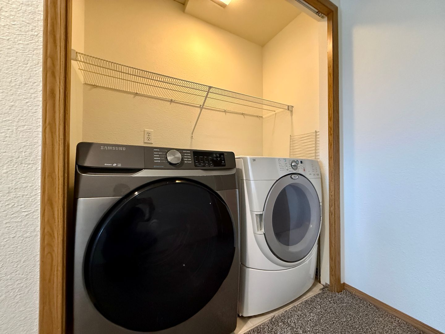 1551 NE 8th Street - Redmond - Oregon - 3 bed, 2.5 bath rental property