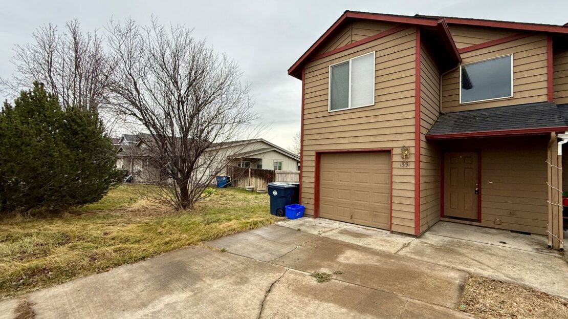 1551 NE 8th Street - Redmond - Oregon - 3 bed, 2.5 bath rental property