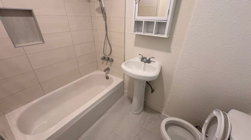 15635 Curtis Ave. #1 - Fontana - California - 2 bed, 1 bath rental property