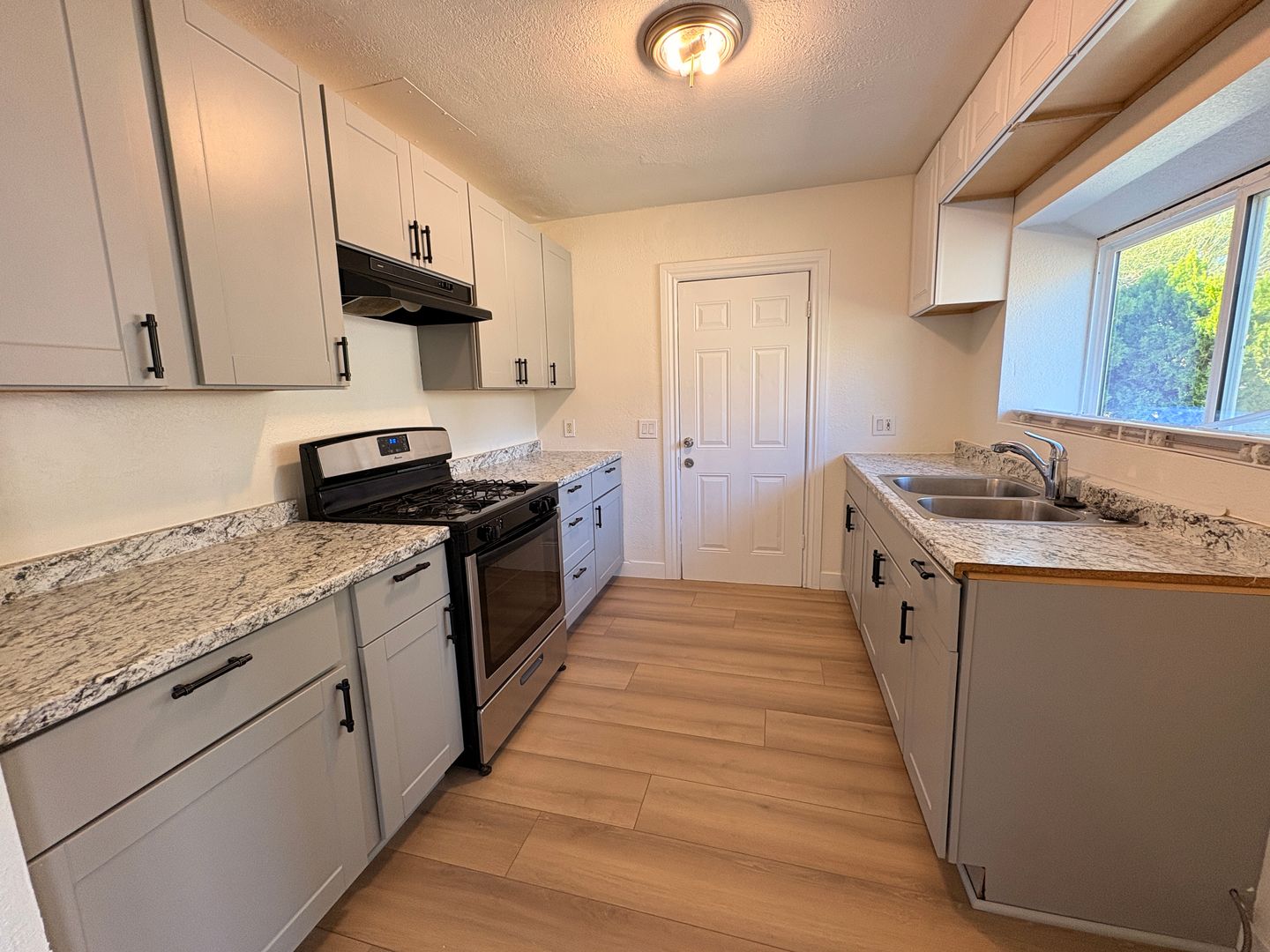 15635 Curtis Ave. #1 - Fontana - California - 2 bed, 1 bath rental property