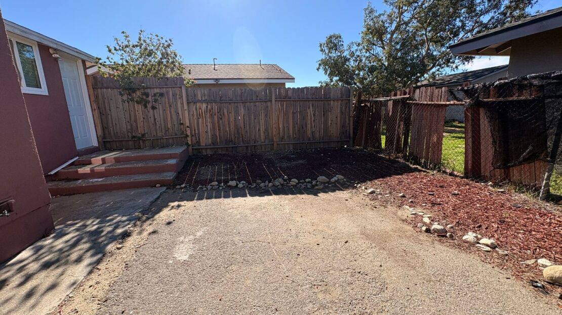 15635 Curtis Ave. #1 - Fontana - California - 2 bed, 1 bath rental property