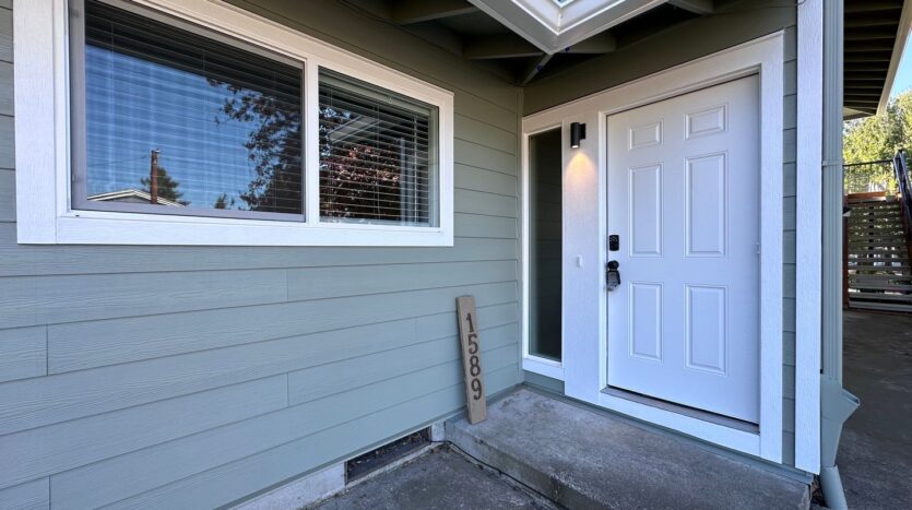 1589 NE Kane Dr  - Gresham - Oregon - 2 bed, 1 bath rental property