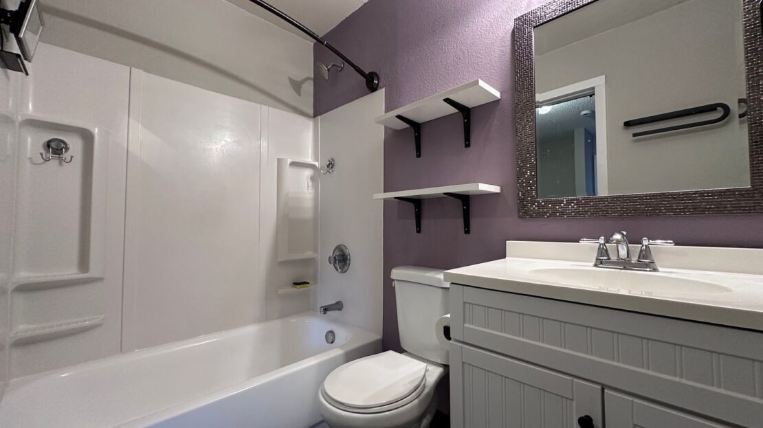 1589 NE Kane Dr  - Gresham - Oregon - 2 bed, 1 bath rental property