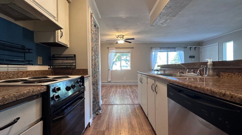 1589 NE Kane Dr  - Gresham - Oregon - 2 bed, 1 bath rental property