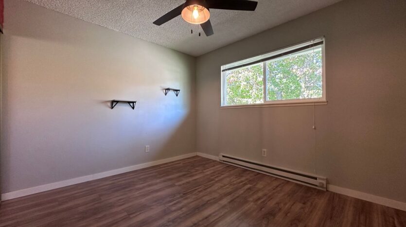 1589 NE Kane Dr  - Gresham - Oregon - 2 bed, 1 bath rental property