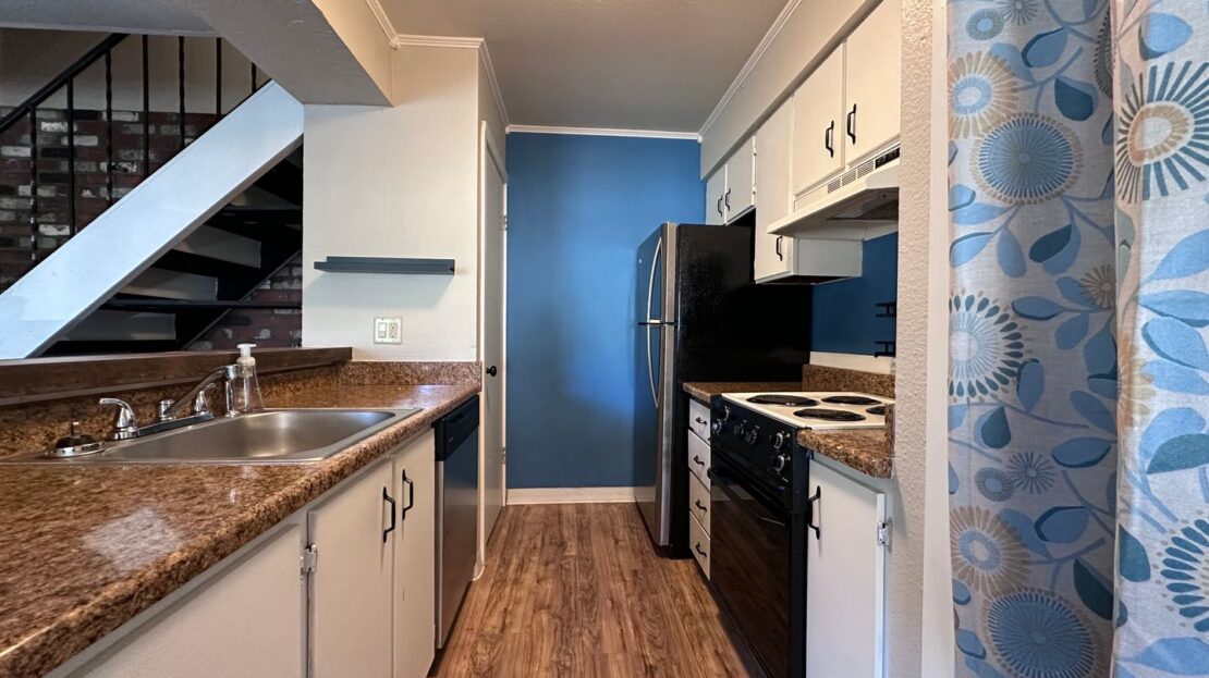 1589 NE Kane Dr  - Gresham - Oregon - 2 bed, 1 bath rental property