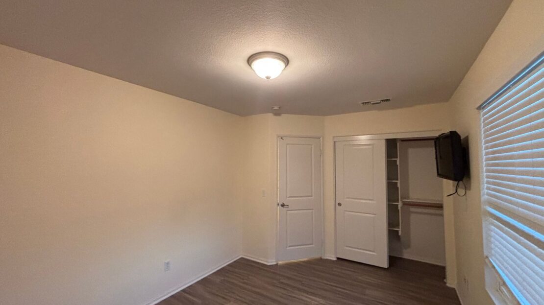 1606 Phoenix Ct - Chula Vista - California - 3 bed, 2.5 bath rental property