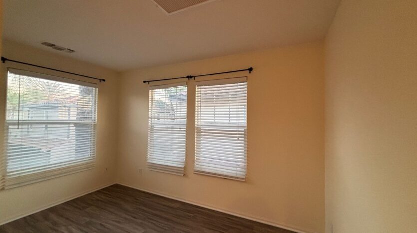 1606 Phoenix Ct - Chula Vista - California - 3 bed, 2.5 bath rental property