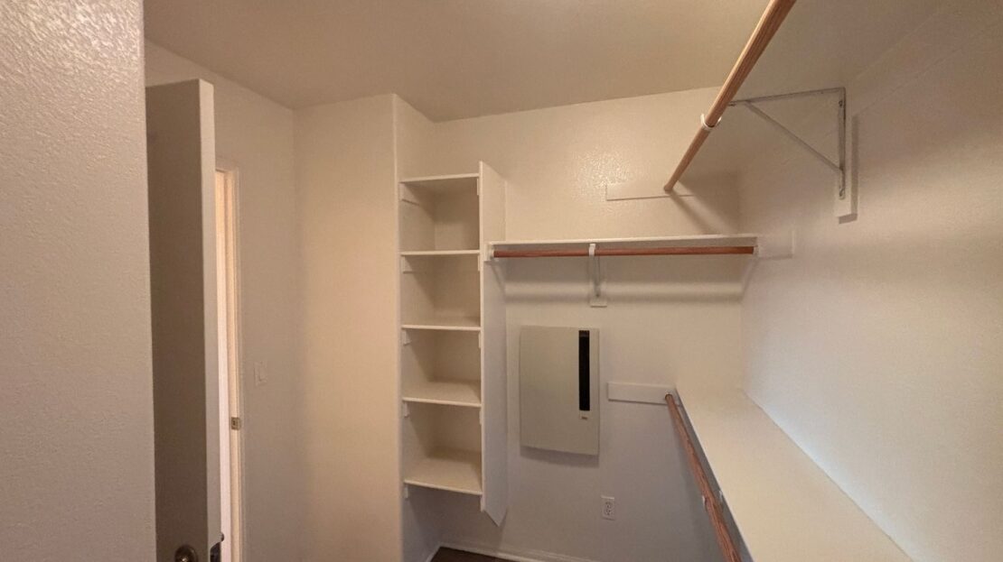 1606 Phoenix Ct - Chula Vista - California - 3 bed, 2.5 bath rental property