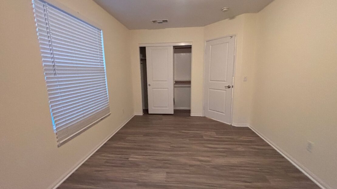 1606 Phoenix Ct - Chula Vista - California - 3 bed, 2.5 bath rental property