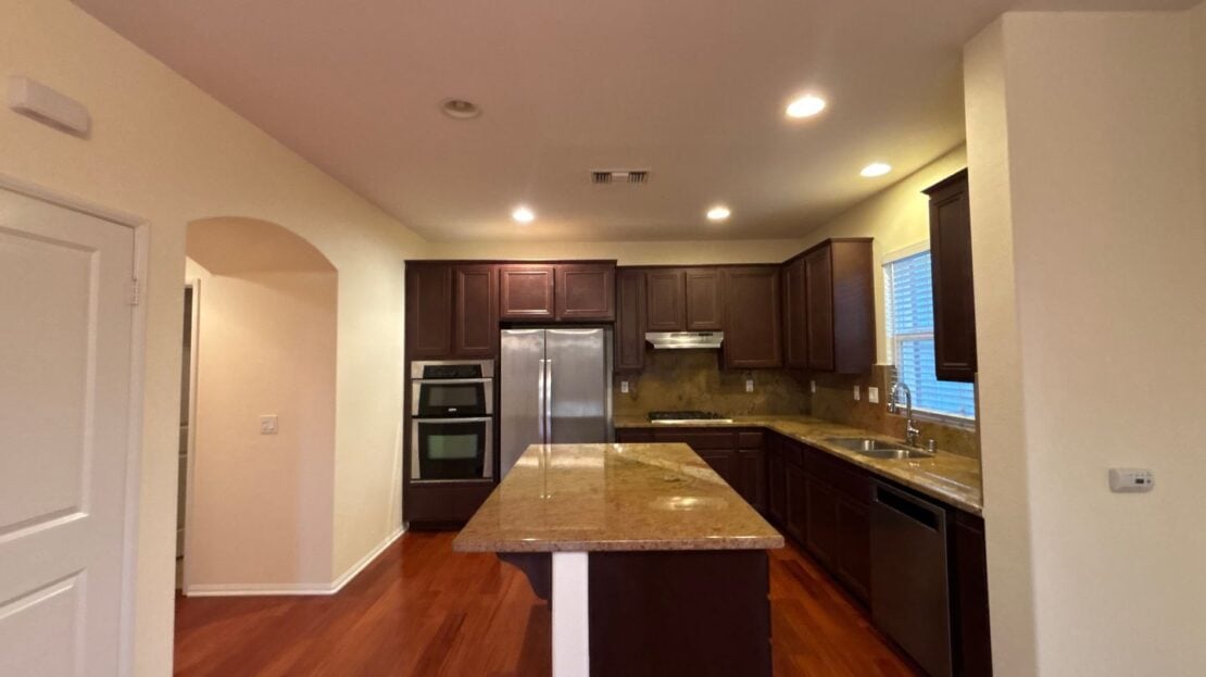 1606 Phoenix Ct - Chula Vista - California - 3 bed, 2.5 bath rental property