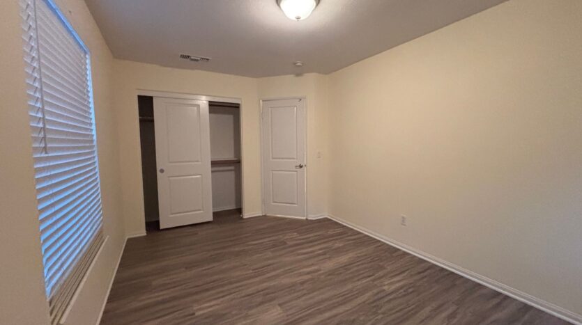 1606 Phoenix Ct - Chula Vista - California - 3 bed, 2.5 bath rental property