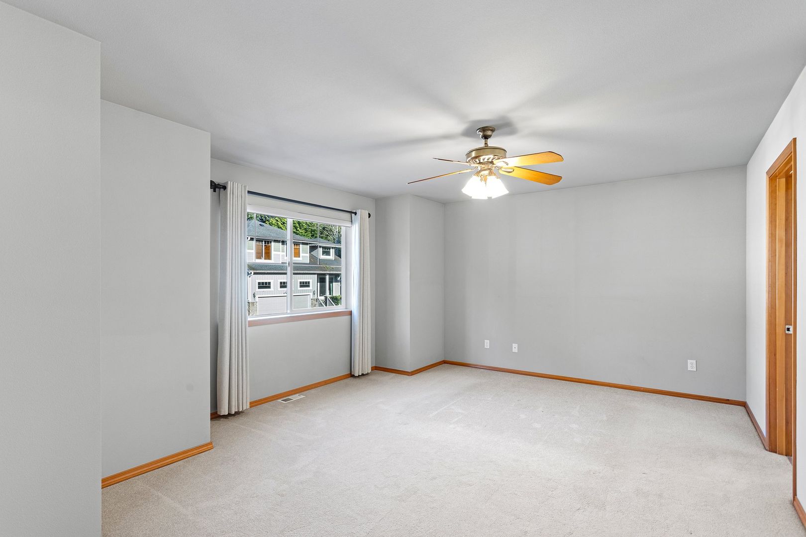 16112 40th Ave SE - Bothell - Washington - 4 bed, 2.5 bath rental property