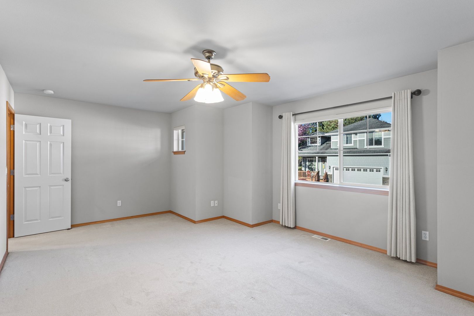 16112 40th Ave SE - Bothell - Washington - 4 bed, 2.5 bath rental property