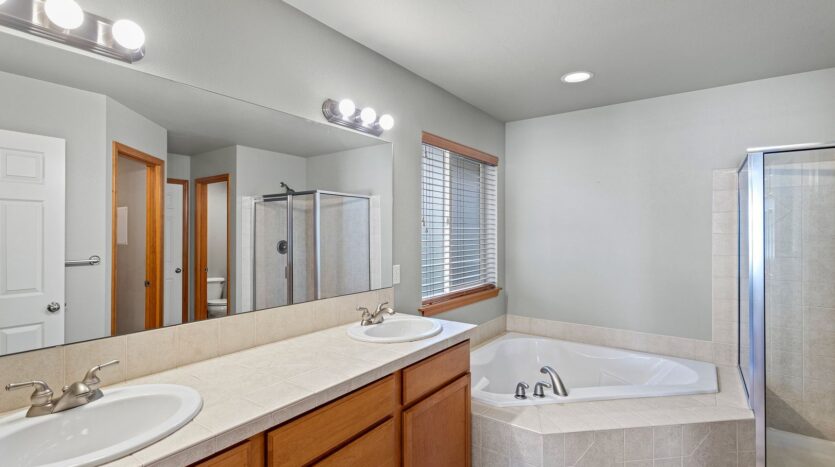 16112 40th Ave SE - Bothell - Washington - 4 bed, 2.5 bath rental property