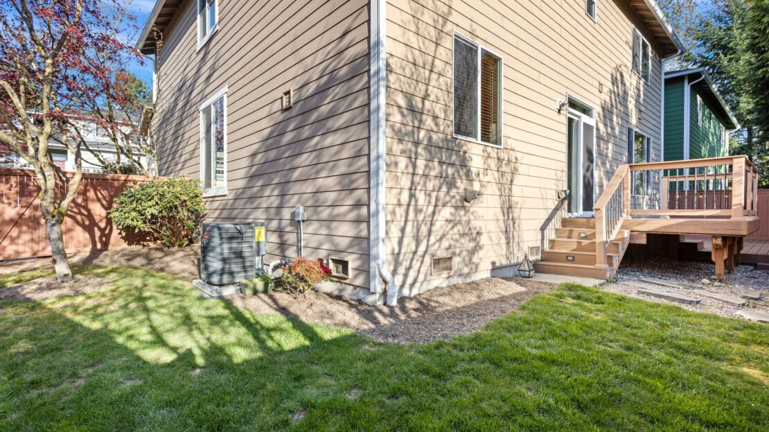 16112 40th Ave SE - Bothell - Washington - 4 bed, 2.5 bath rental property