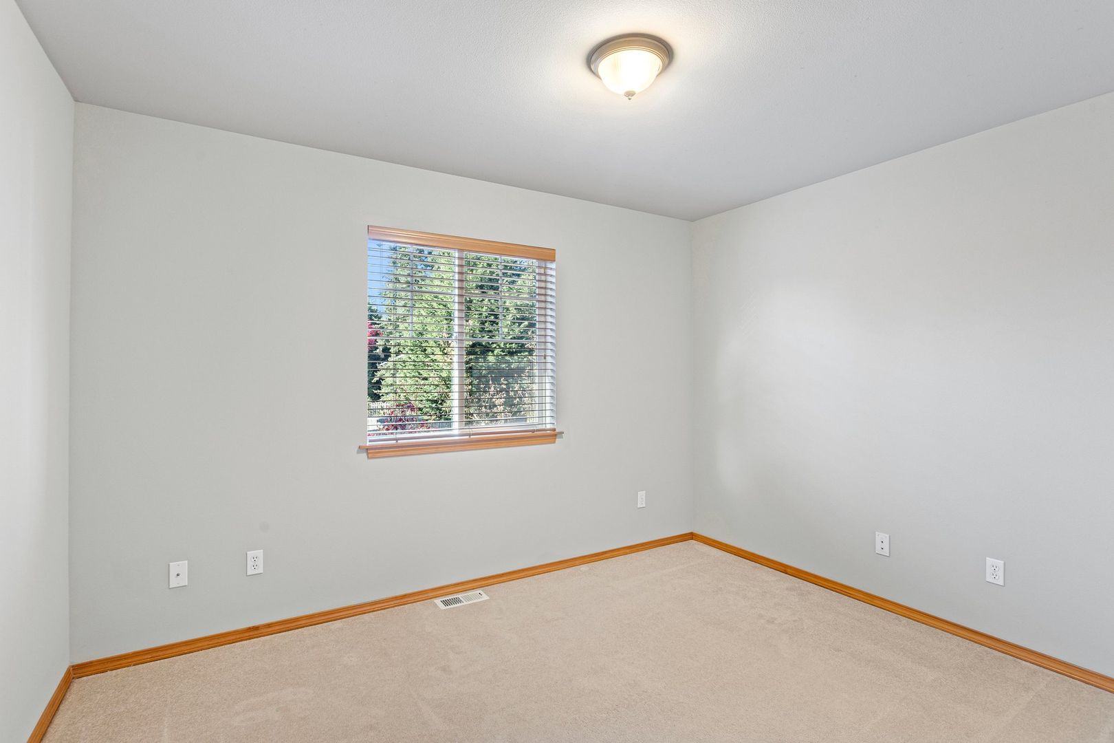 16112 40th Ave SE - Bothell - Washington - 4 bed, 2.5 bath rental property