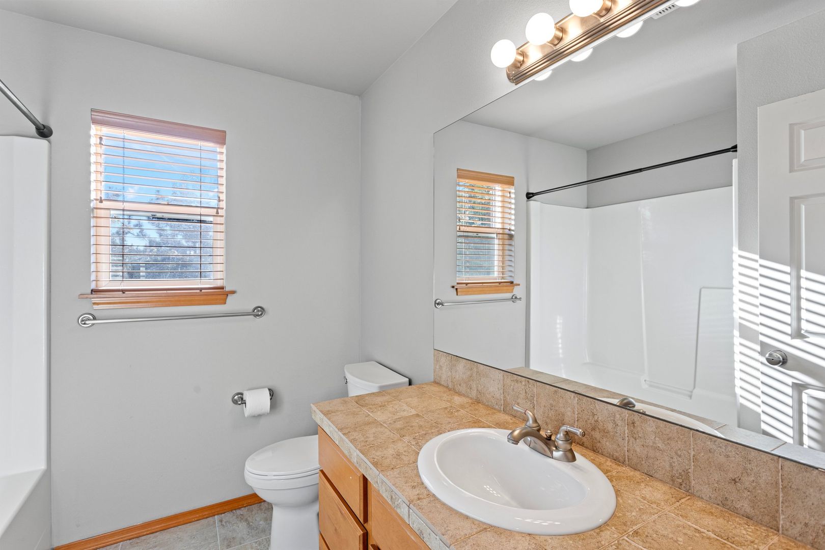 16112 40th Ave SE - Bothell - Washington - 4 bed, 2.5 bath rental property