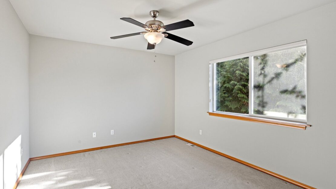 16112 40th Ave SE - Bothell - Washington - 4 bed, 2.5 bath rental property