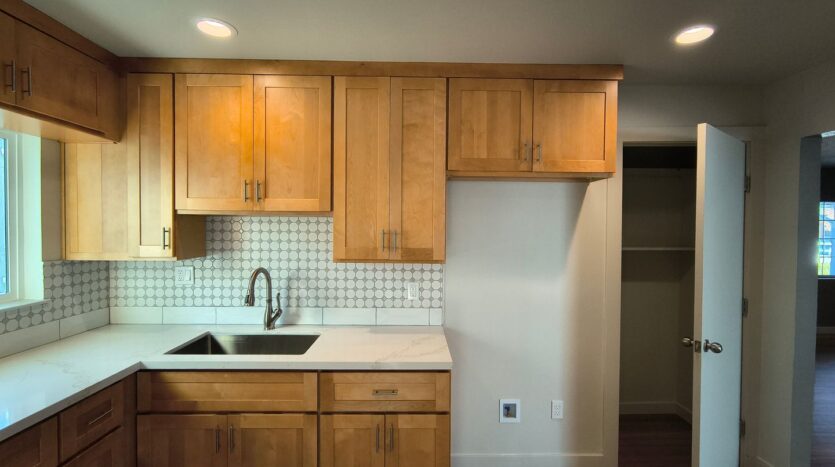 16138 Via Andeta - San Lorenzo - California - 3 bed, 1.5 bath rental property