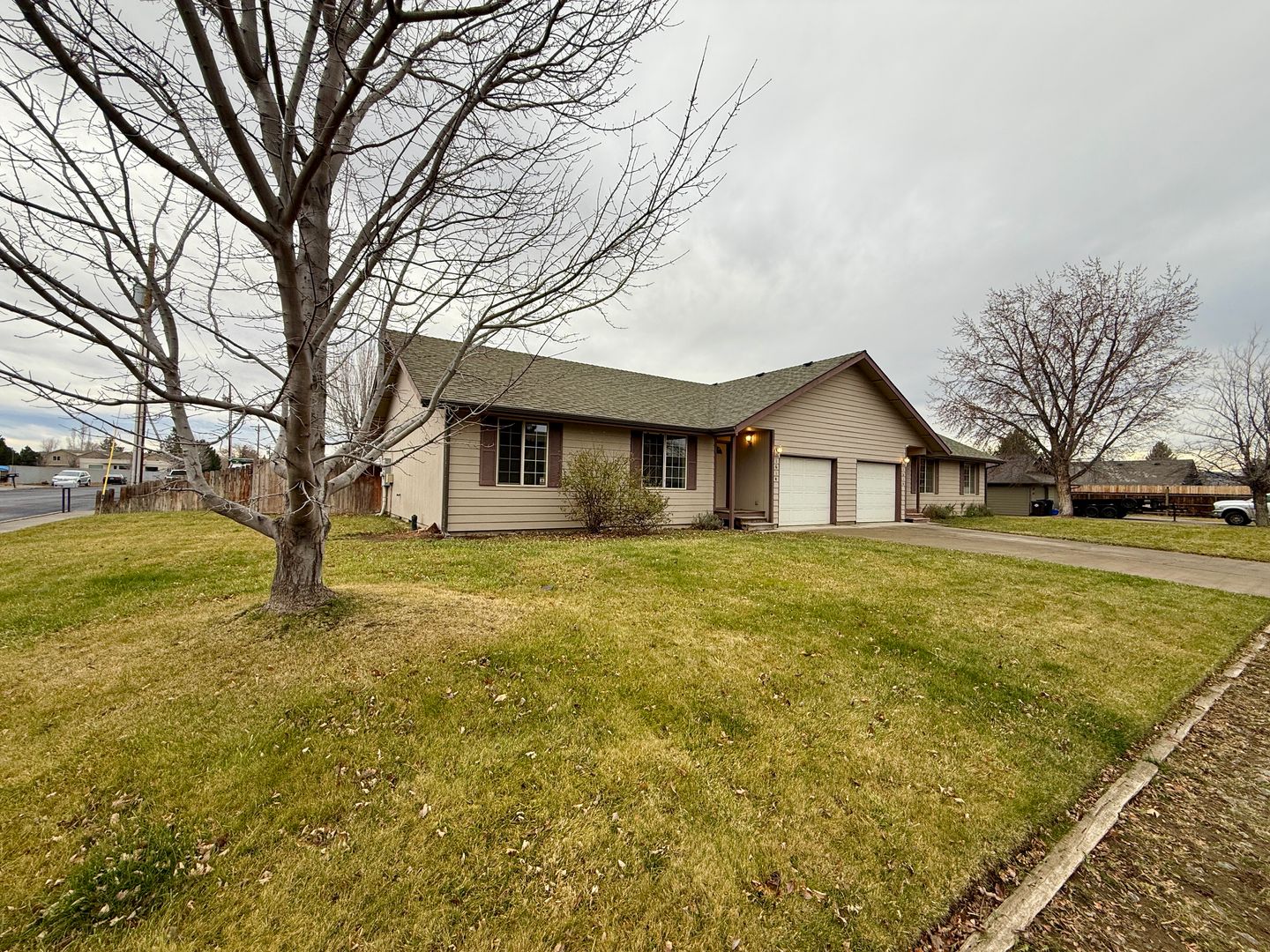 1614 SW Metolius Ave  Unit 1614 - Redmond - Oregon - 2 bed, 2 bath rental property