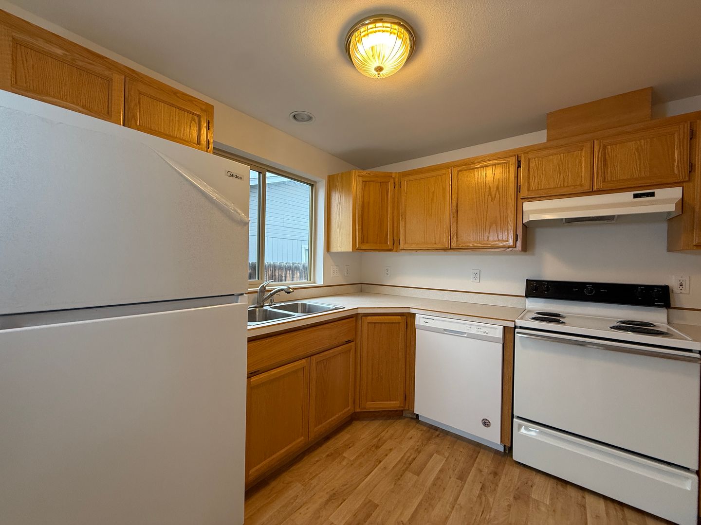 1614 SW Metolius Ave  Unit 1614 - Redmond - Oregon - 2 bed, 2 bath rental property